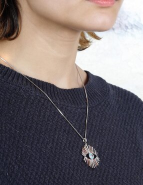 Collar con dije de ojo Yoiko Vigia
