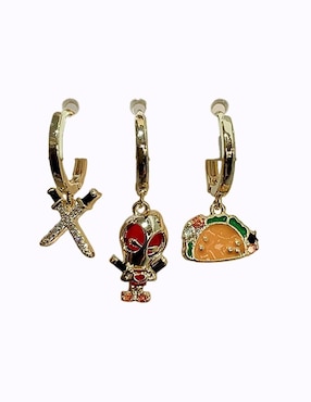 Set de aretes de Deadpool Nira de oro laminado 10 K con acabado brillante zirconia cúbica