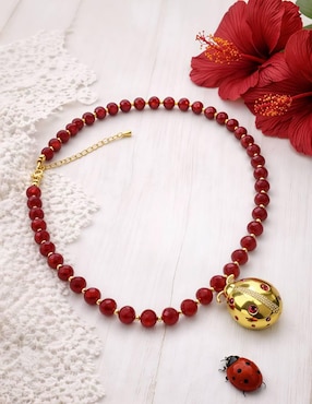 Collar con dije de catarina Yoiko 18 K