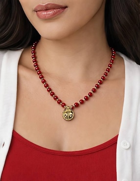 Collar con dije de catarina Yoiko 18 K