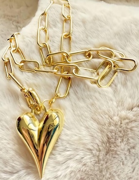 Collar con dije de corazón Yoiko 18 K