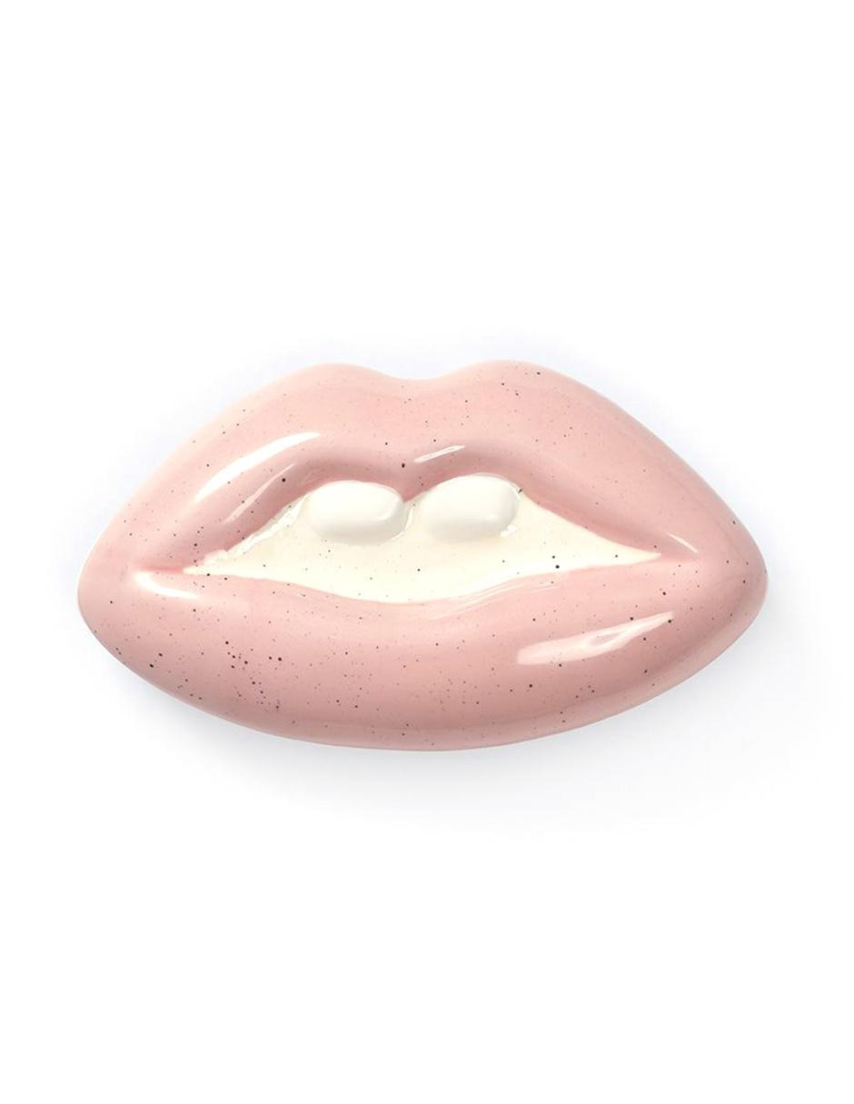 Joyero de cerámica diseño de labios de mujer color rosa