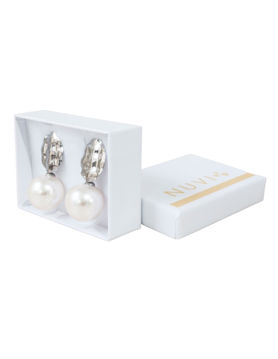 Aretes redondos con acabado brillante 3