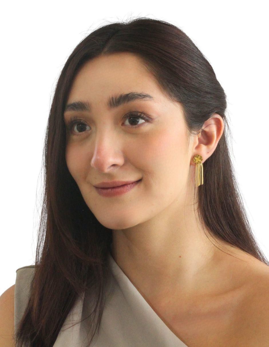 Aretes de trébol Trebol Dorado con acabado brillante 4