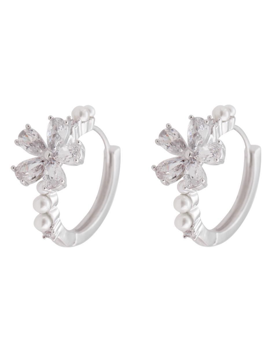 Aretes de flor con acabado baño rodio zirconia 2