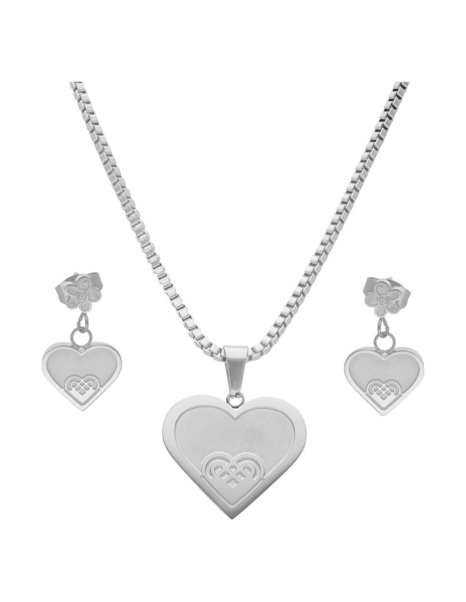 Aretes y collar de corazón Aretes y collar de corazón