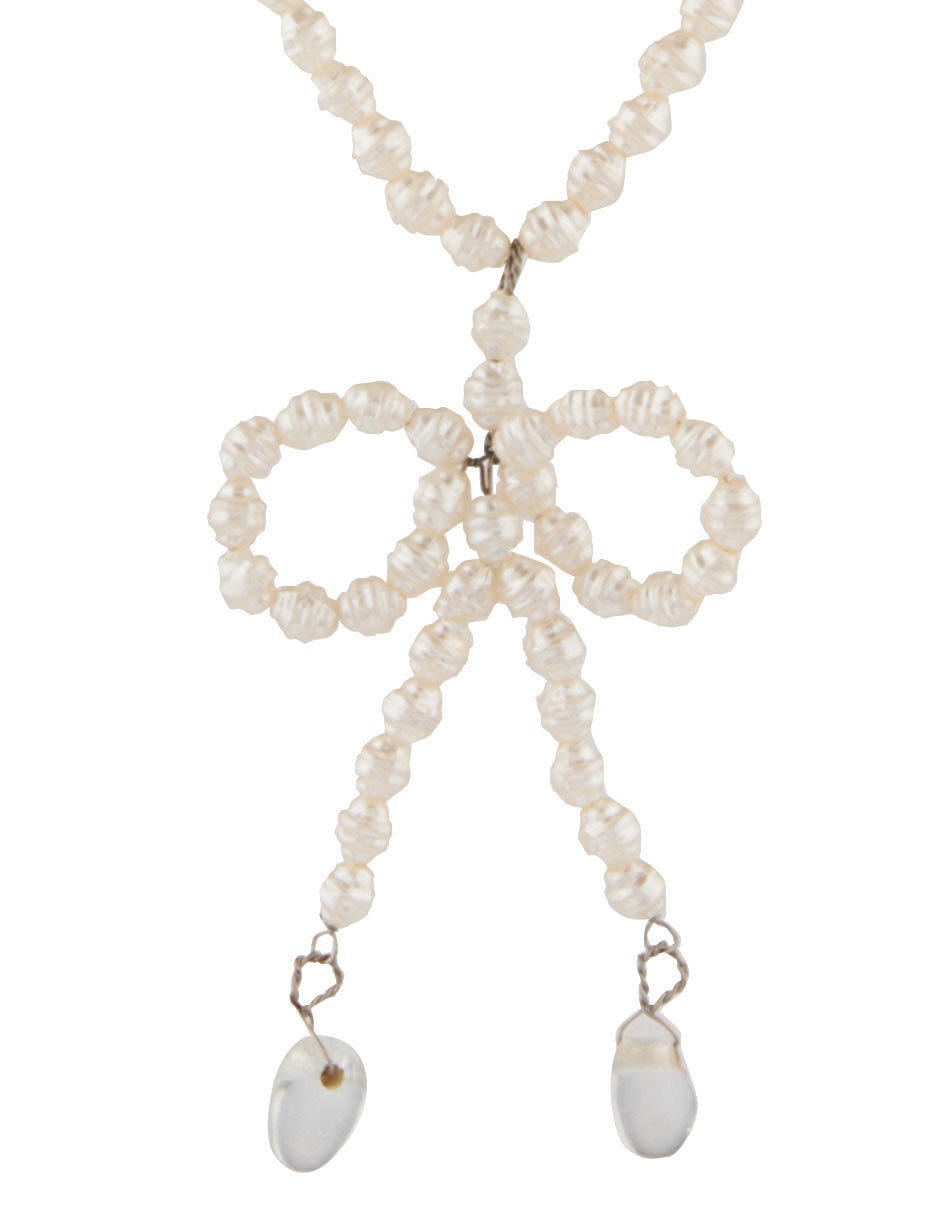 Collar de moño