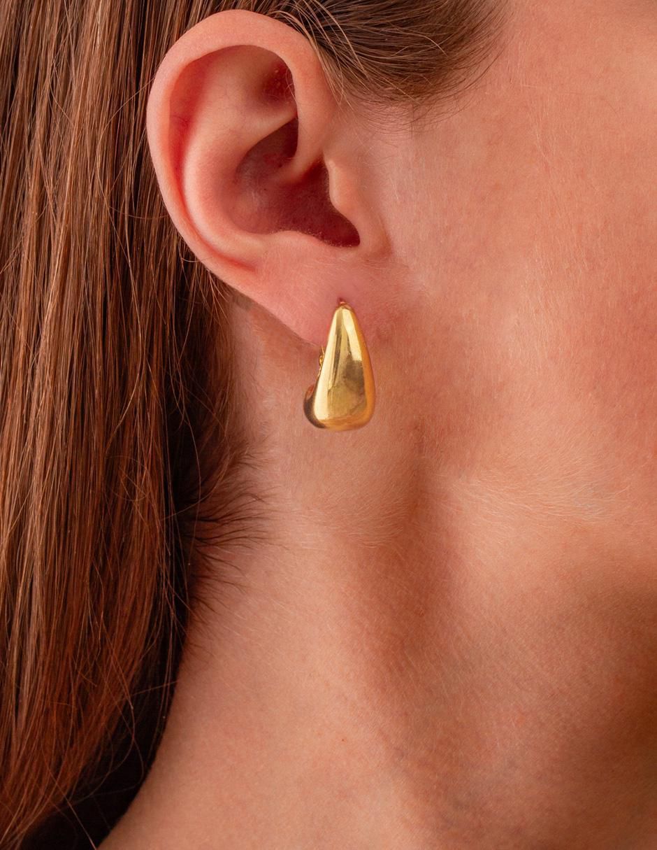 Aretes de gota con acabado chapa de oro 4