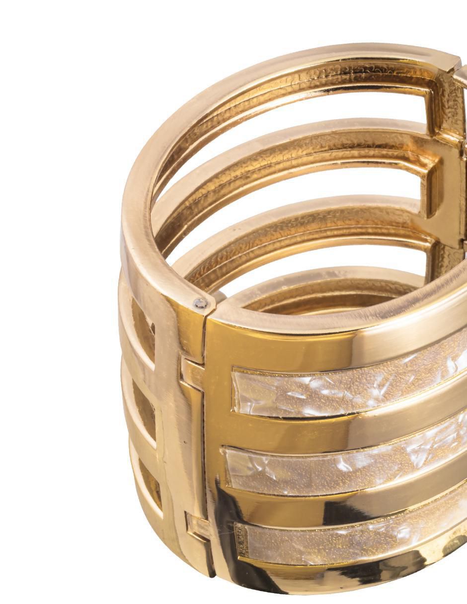 Brazalete con acabado chapa de oro 2