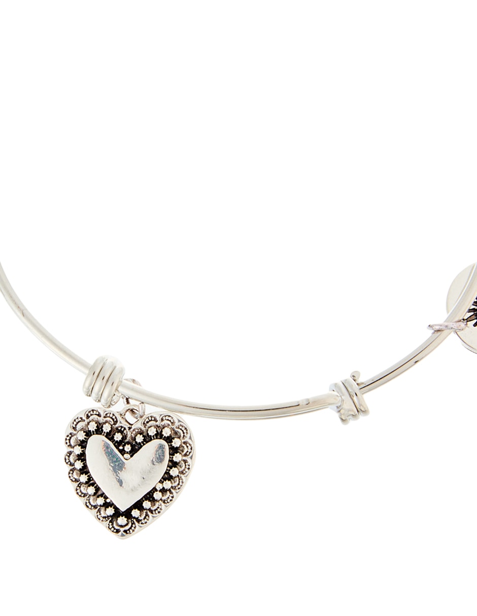 Brazalete con acabado martillado 2