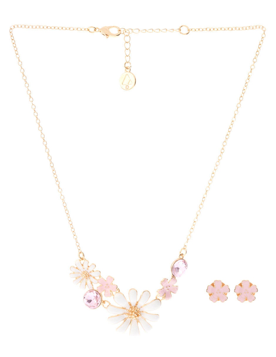 Aretes y collar de flor 1