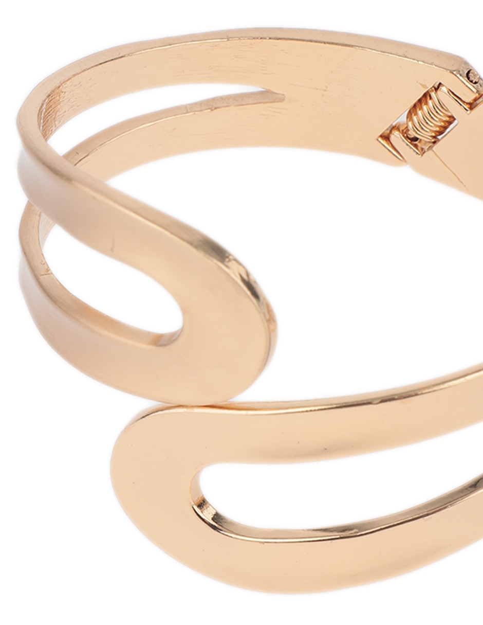 Pulsera con acabado brillante