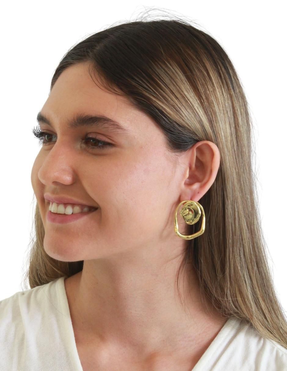 Aretes circulares con acabado brillante 5