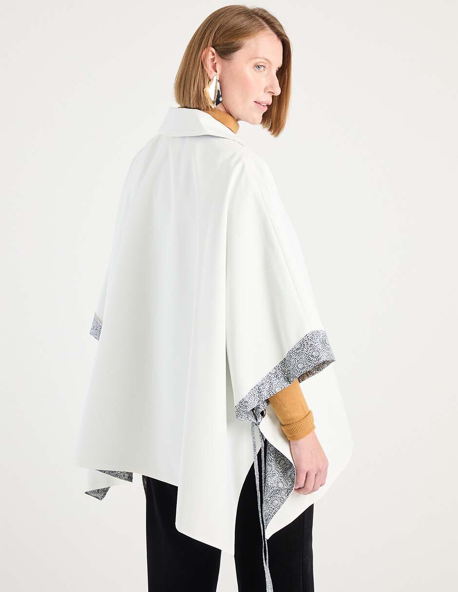 Capa para mujer 2
