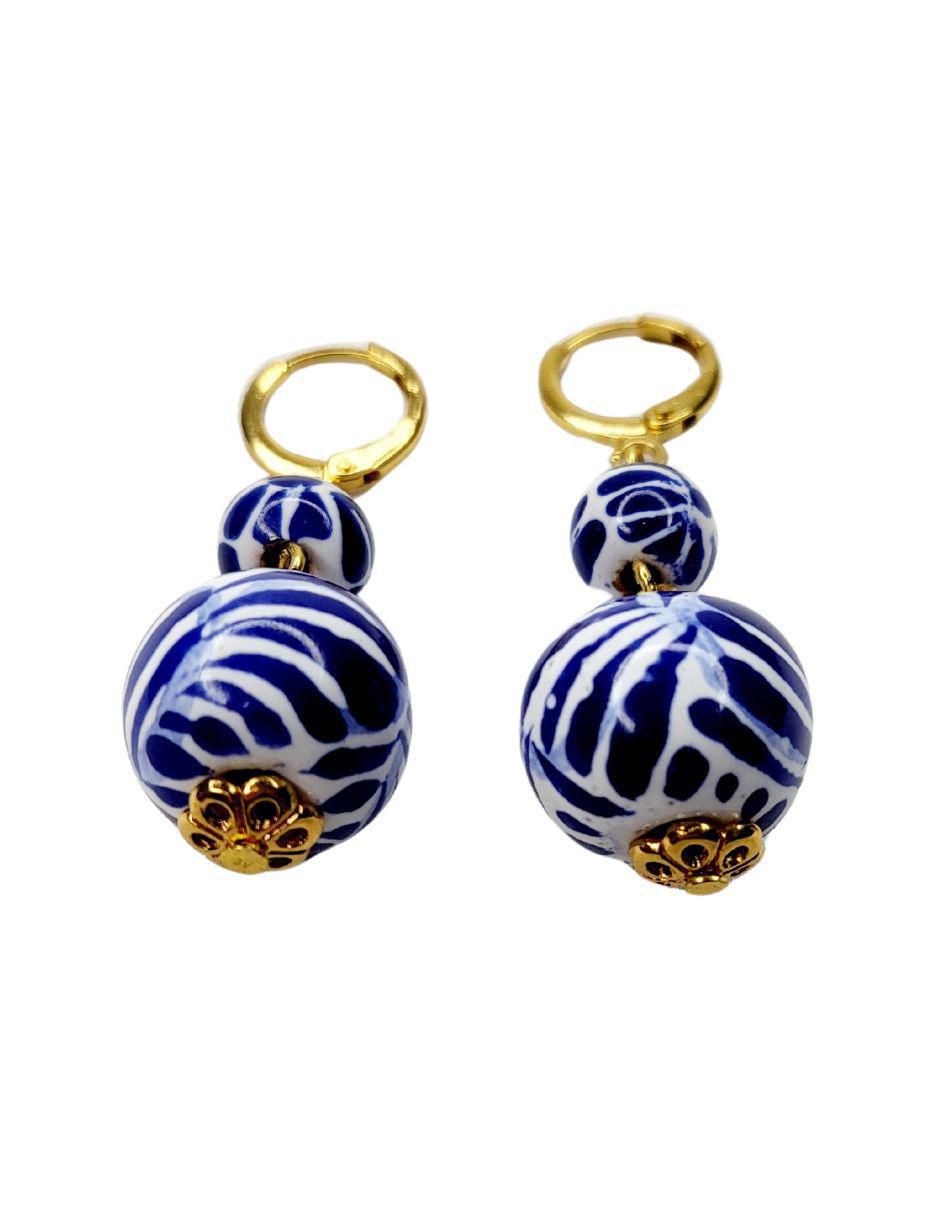 Aretes redondos Talavera con acabado chapa de oro 3