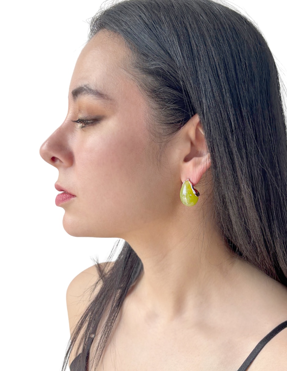 Aretes largos de gota con acabado brillante 4