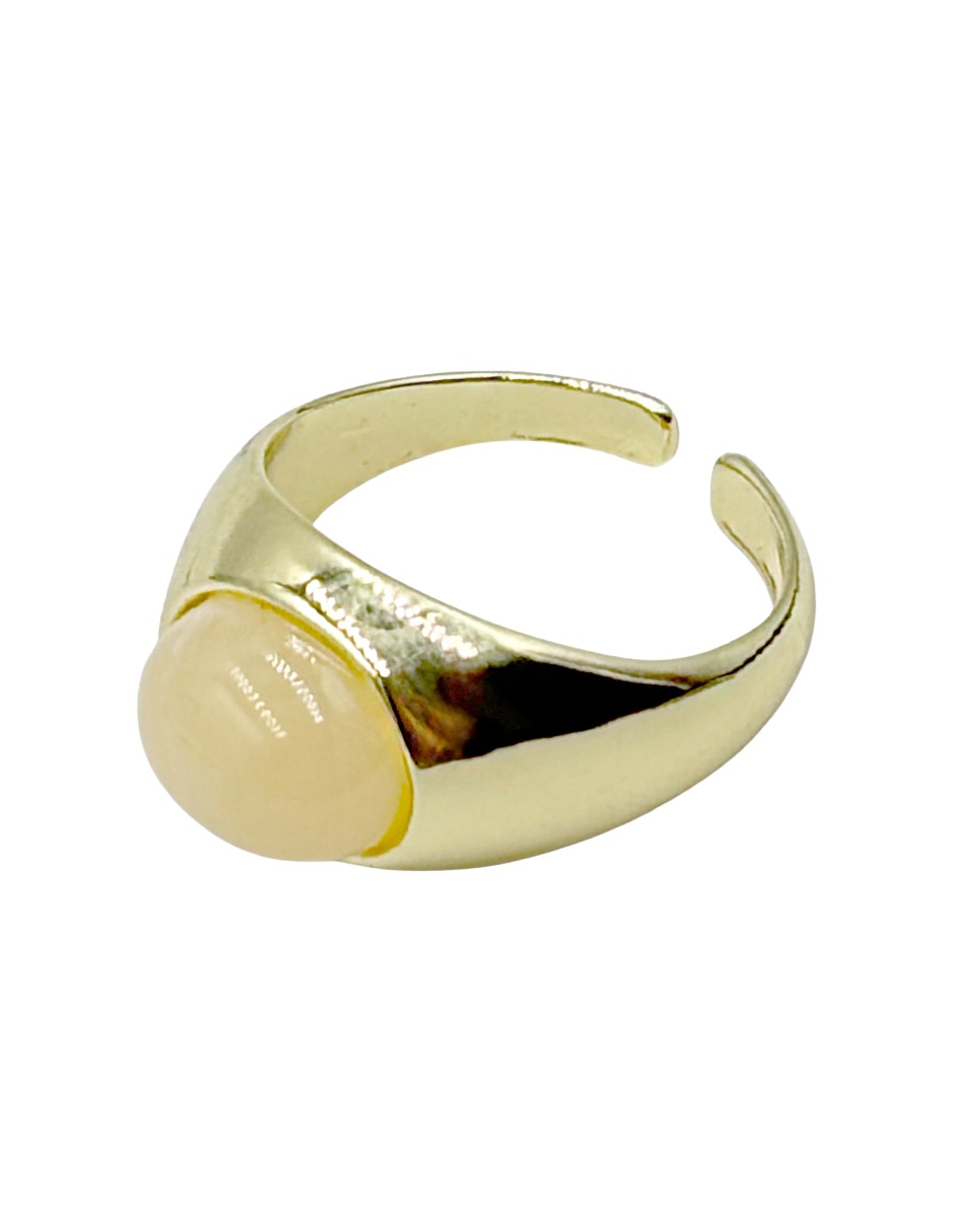 Anillo 'de (si aplica)' asimétrica sin familia no aplica sin kilataje 'de' metal sin gema liso