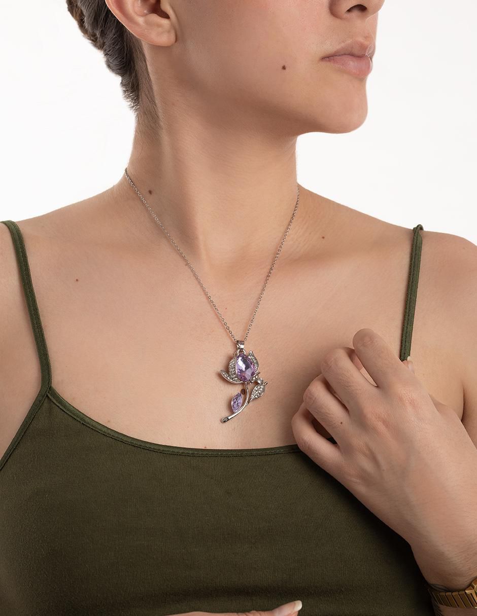 Collar con dije de flor 2