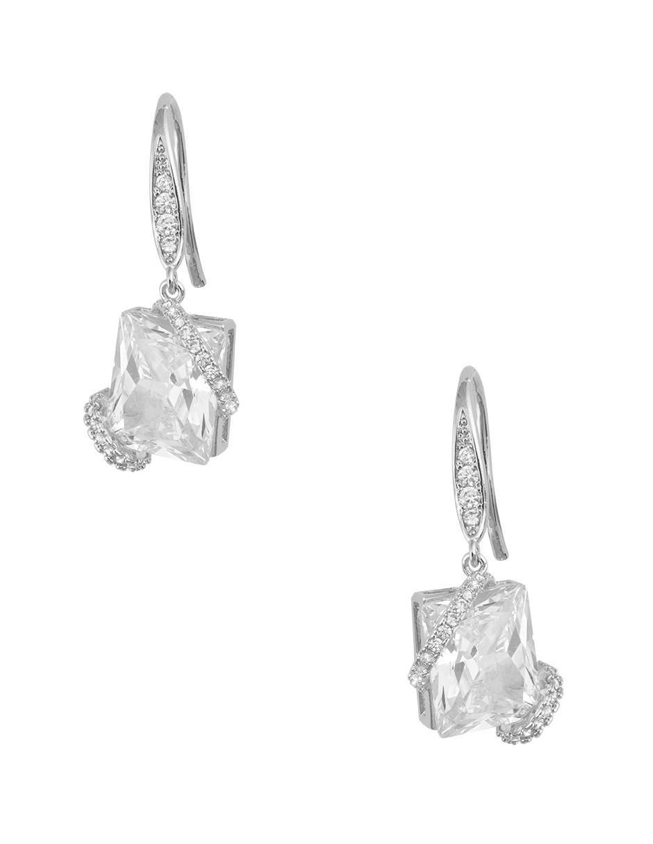 Aretes largos con acabado baño rodio cristal Aretes largos con acabado baño rodio cristal