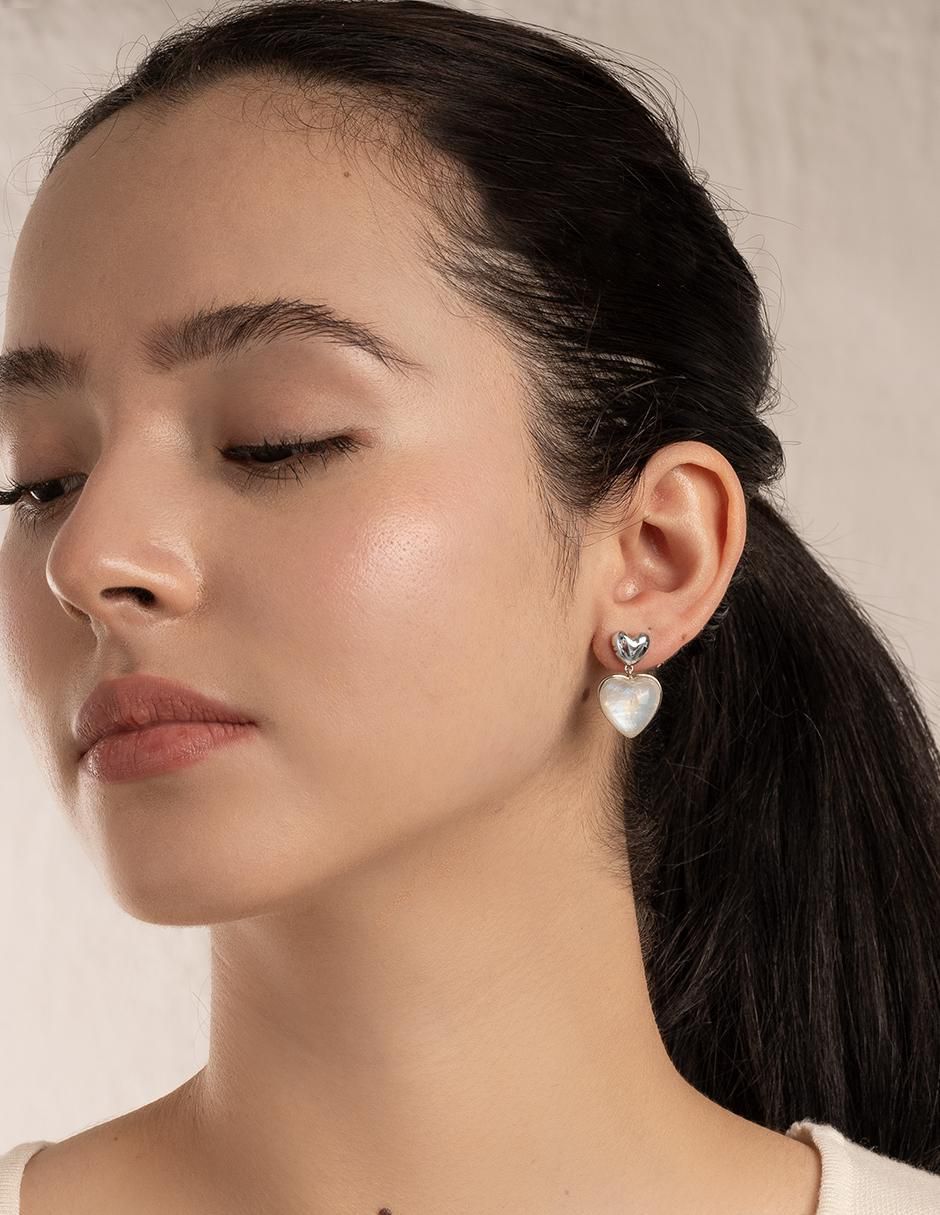 Arete corto de corazón 4
