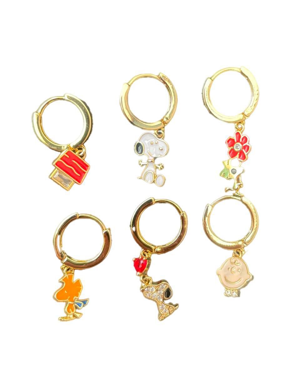Set de aretes Snoopy Dibujo Animado con acabado texturizado zirconia cúbica