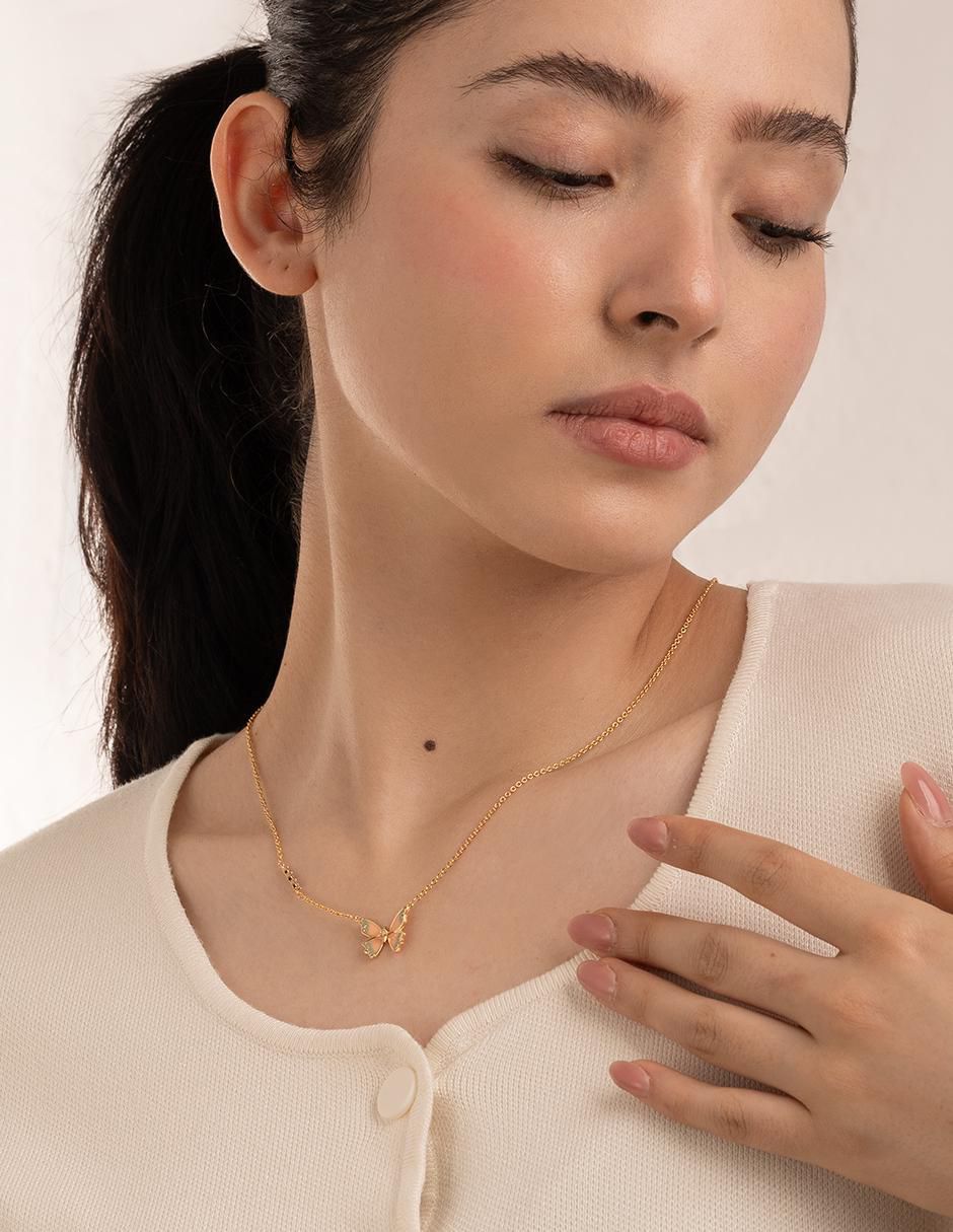 Collar de mariposa 18 K 3