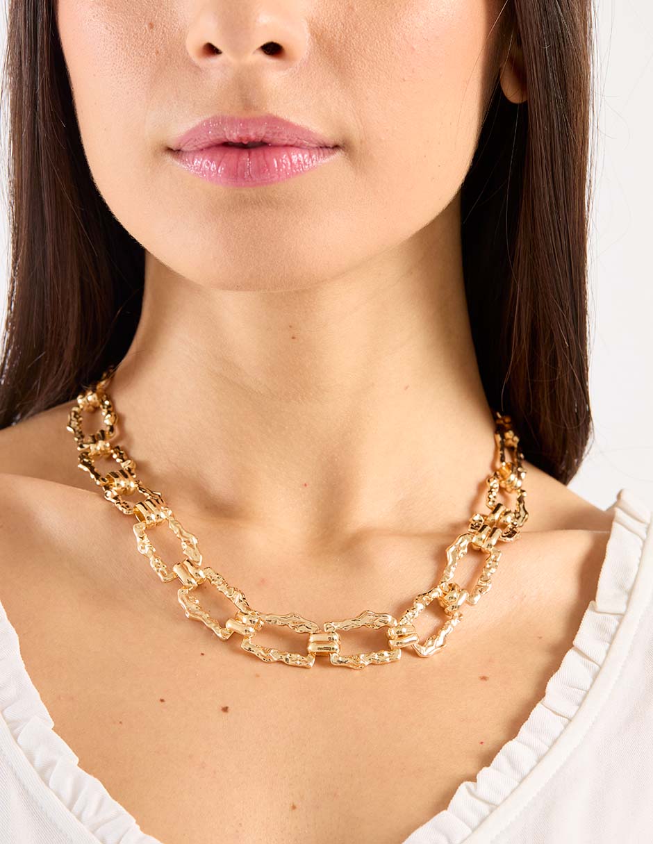 Collar 3