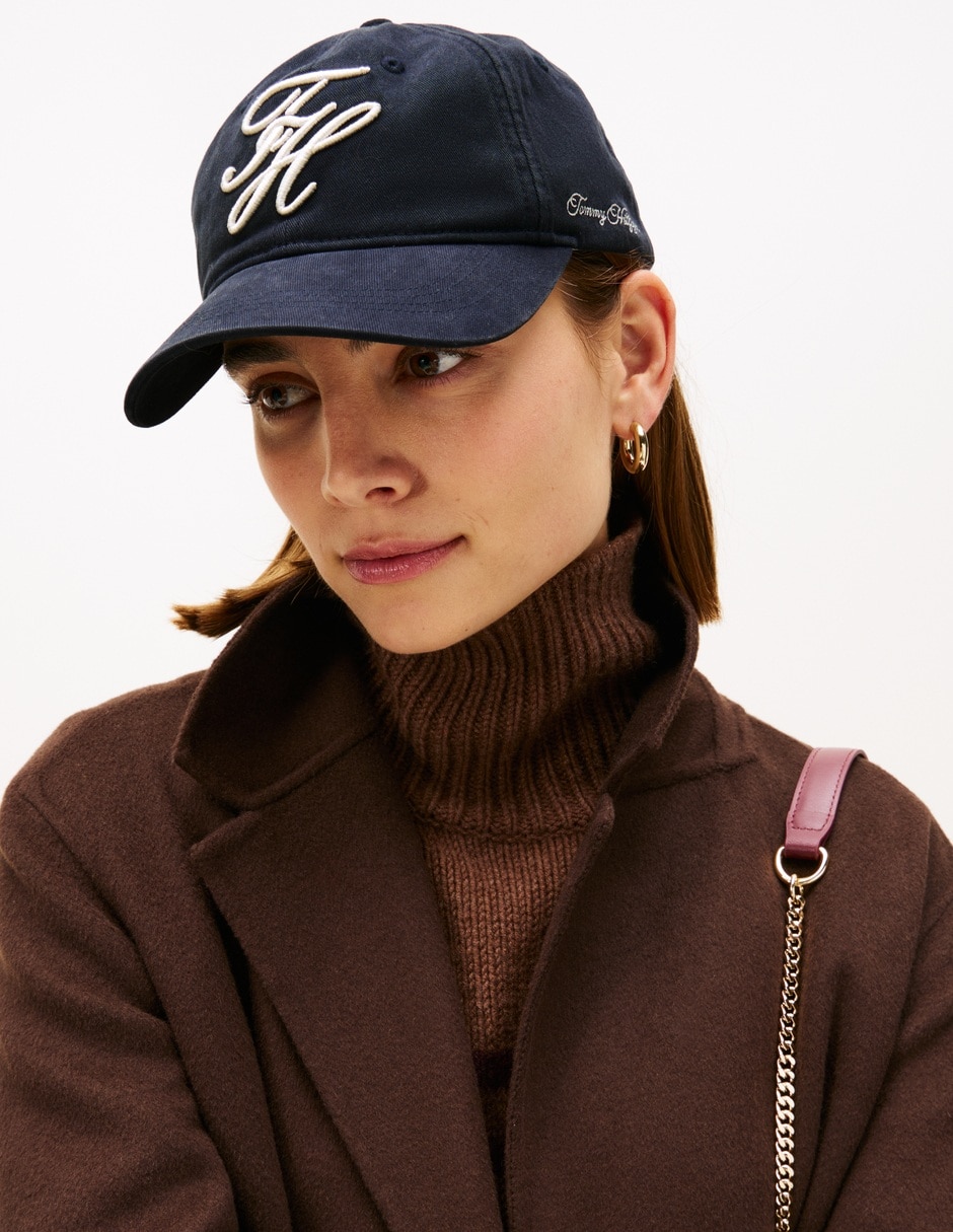 Gorra con visera curva casual Tommy Script para mujer 3