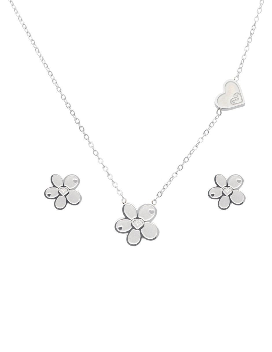 Aretes y collar de flor 2