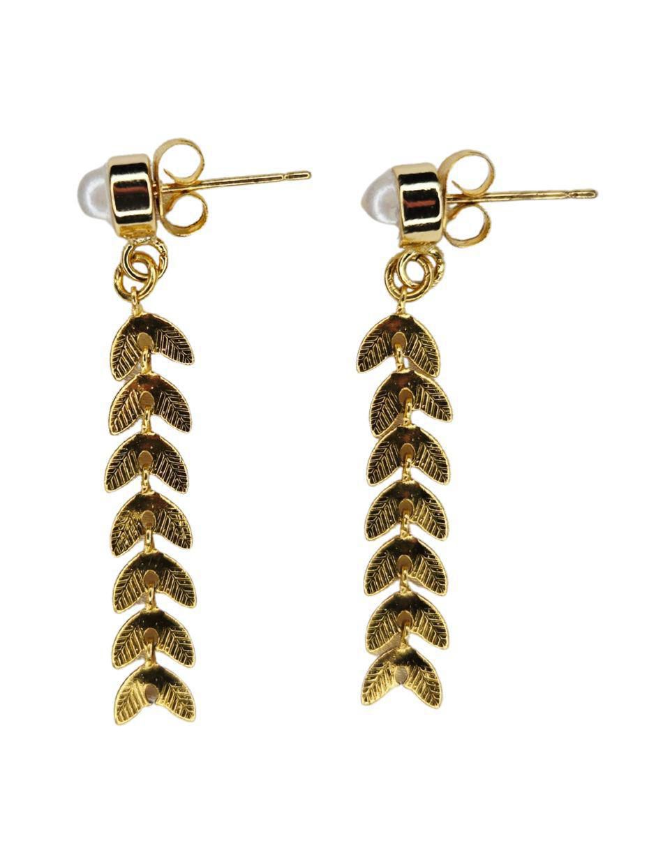Aretes largos de hoja con acabado chapa de oro