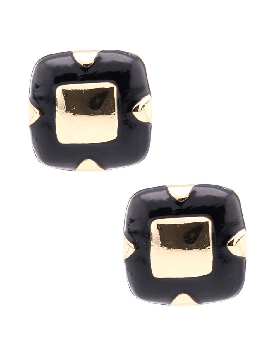 Aretes cuadrados con acabado brillante