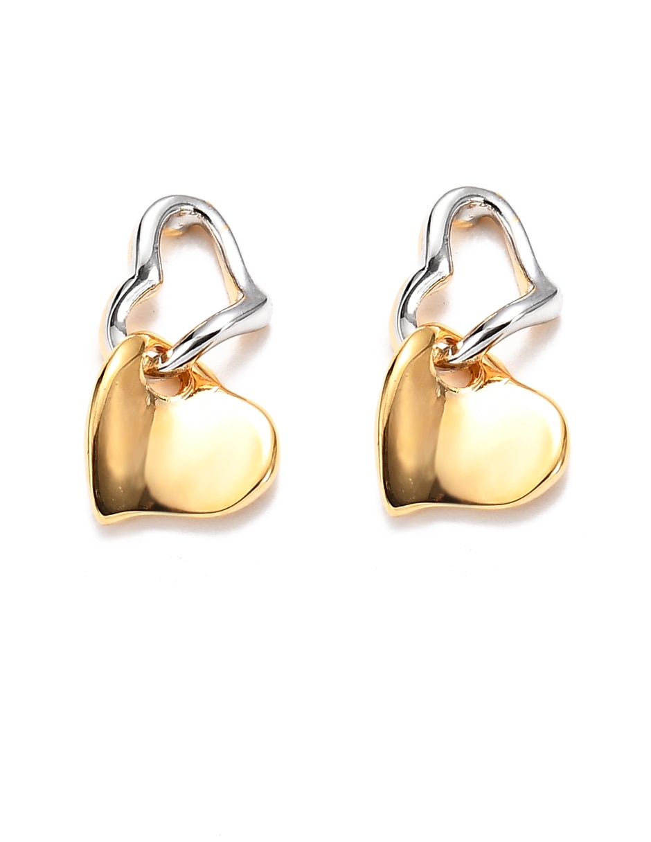 Aretes cortos de corazón con acabado brillante