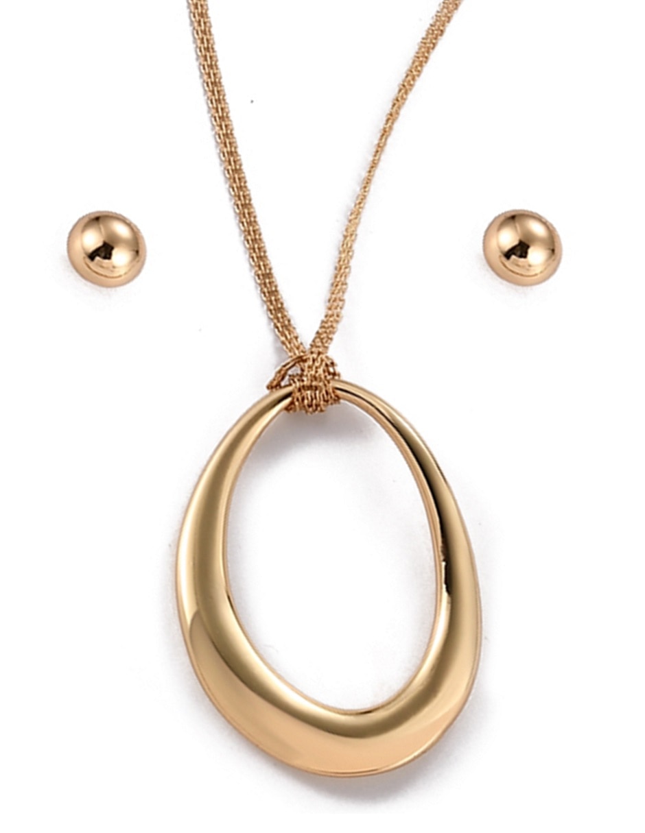 Aretes y collar