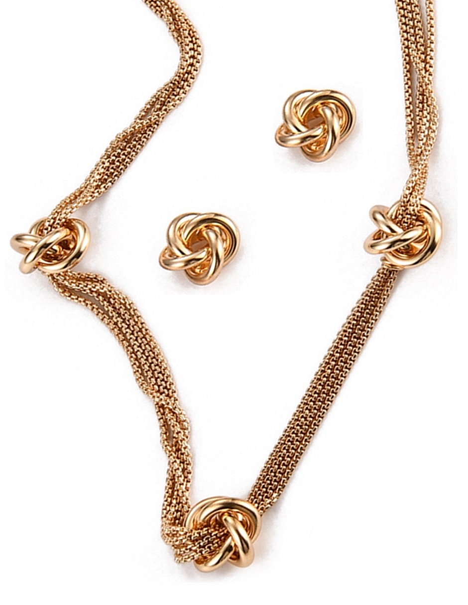 Aretes y collar de nudo Aretes y collar de nudo