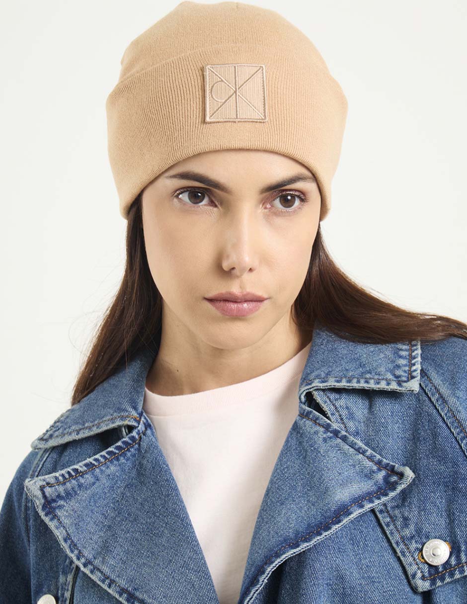 Gorro casual para mujer 4