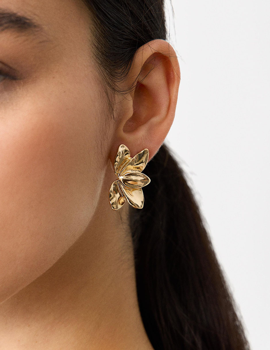 Aretes cortos de flor Permanent Suspended Frame con acabo brillante 2