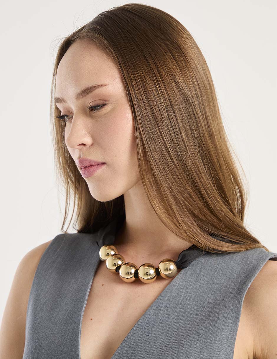 Collar 3