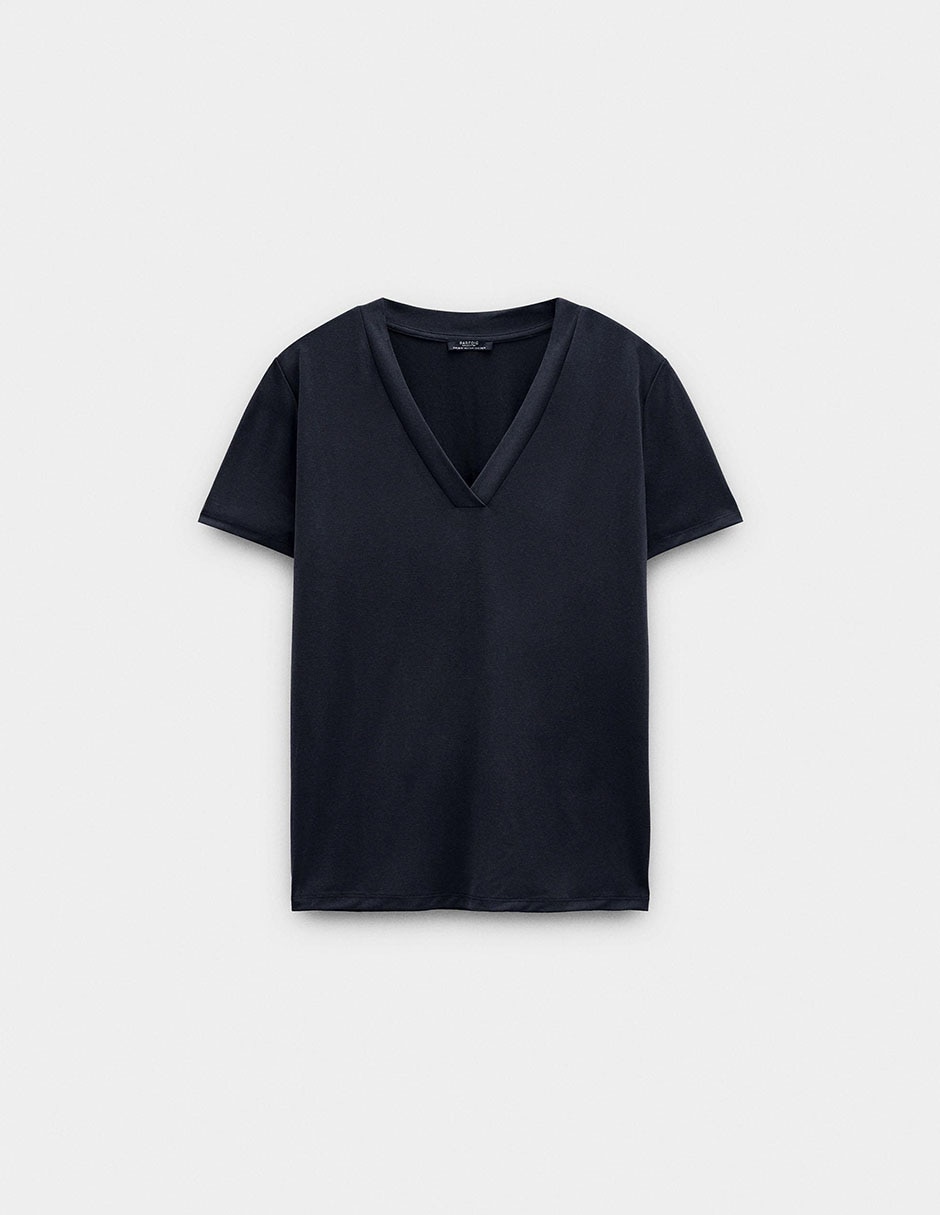 Playera manga corta cuello V para mujer 5
