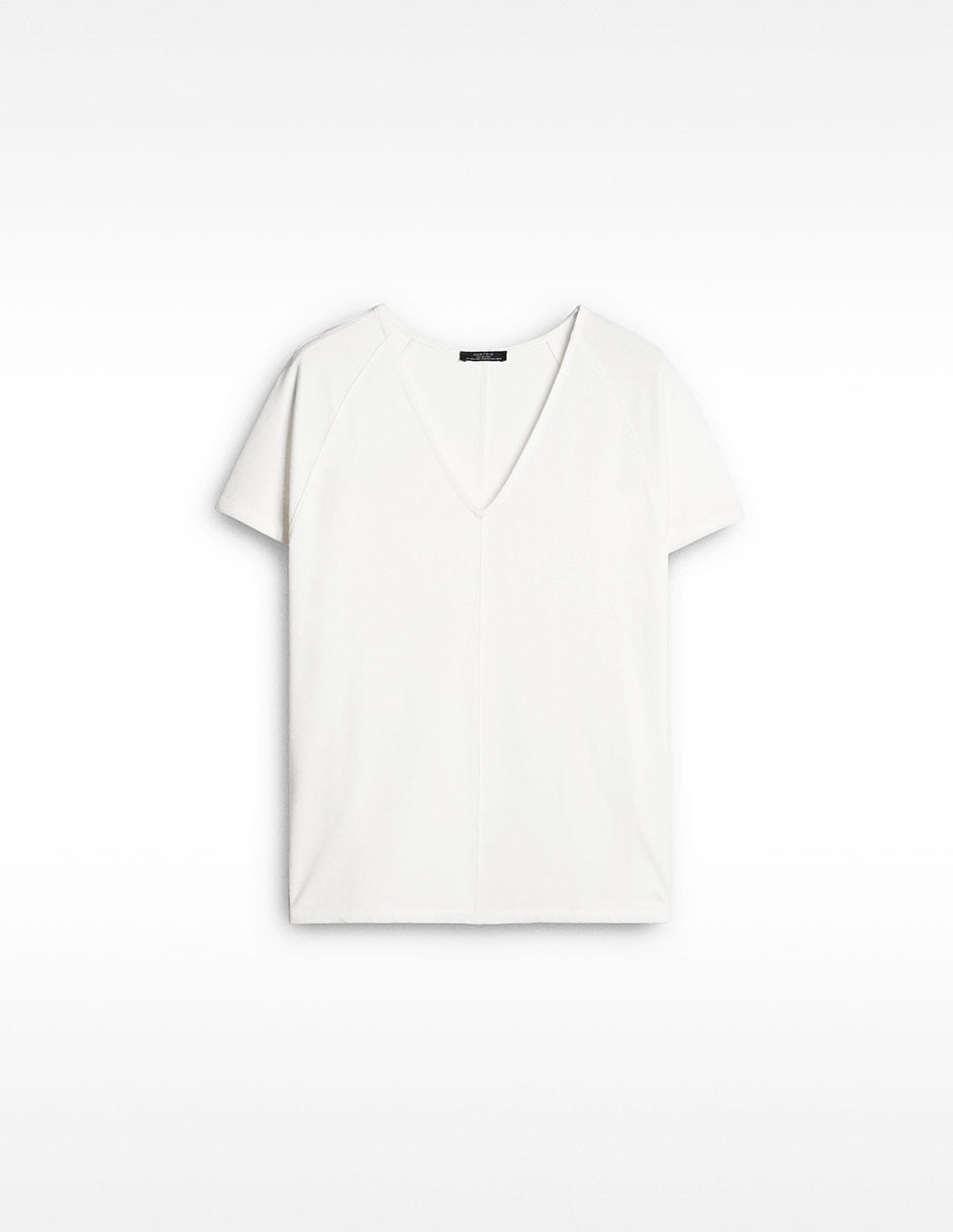 Playera manga corta cuello V para mujer 6