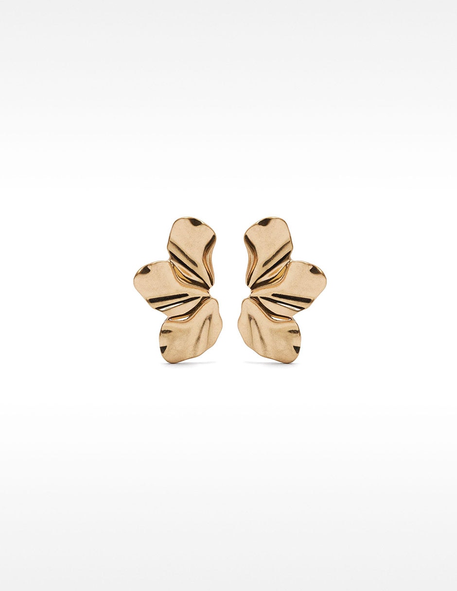 Aretes con acabado brillante