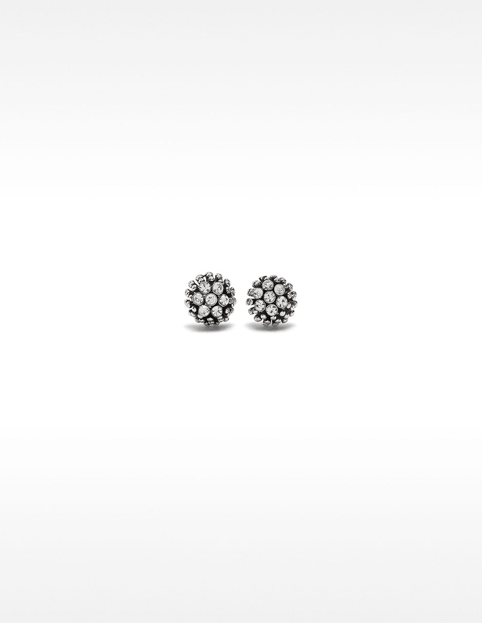 Aretes redondos con acabado pavé