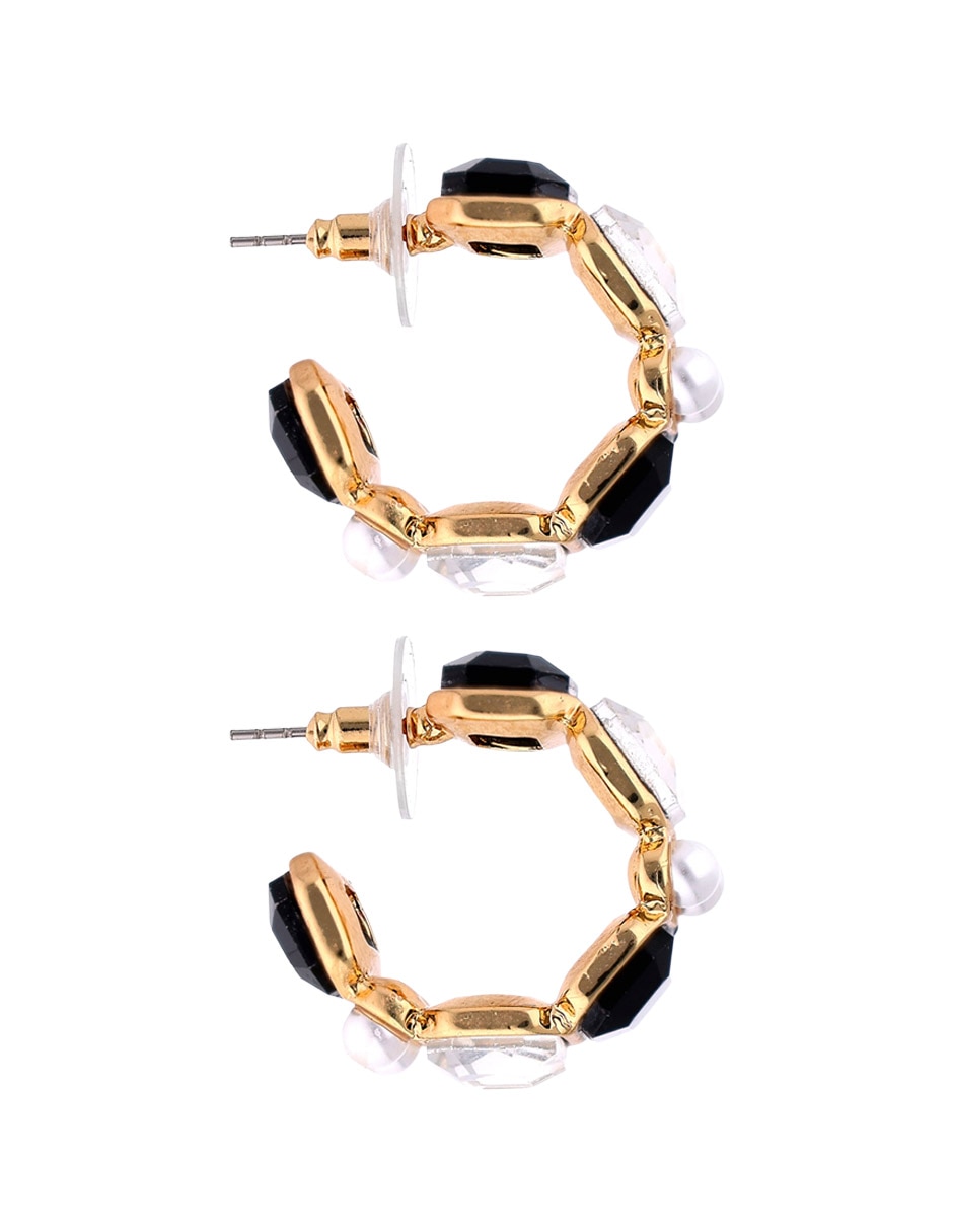 Aretes cortos con acabado brillante 3