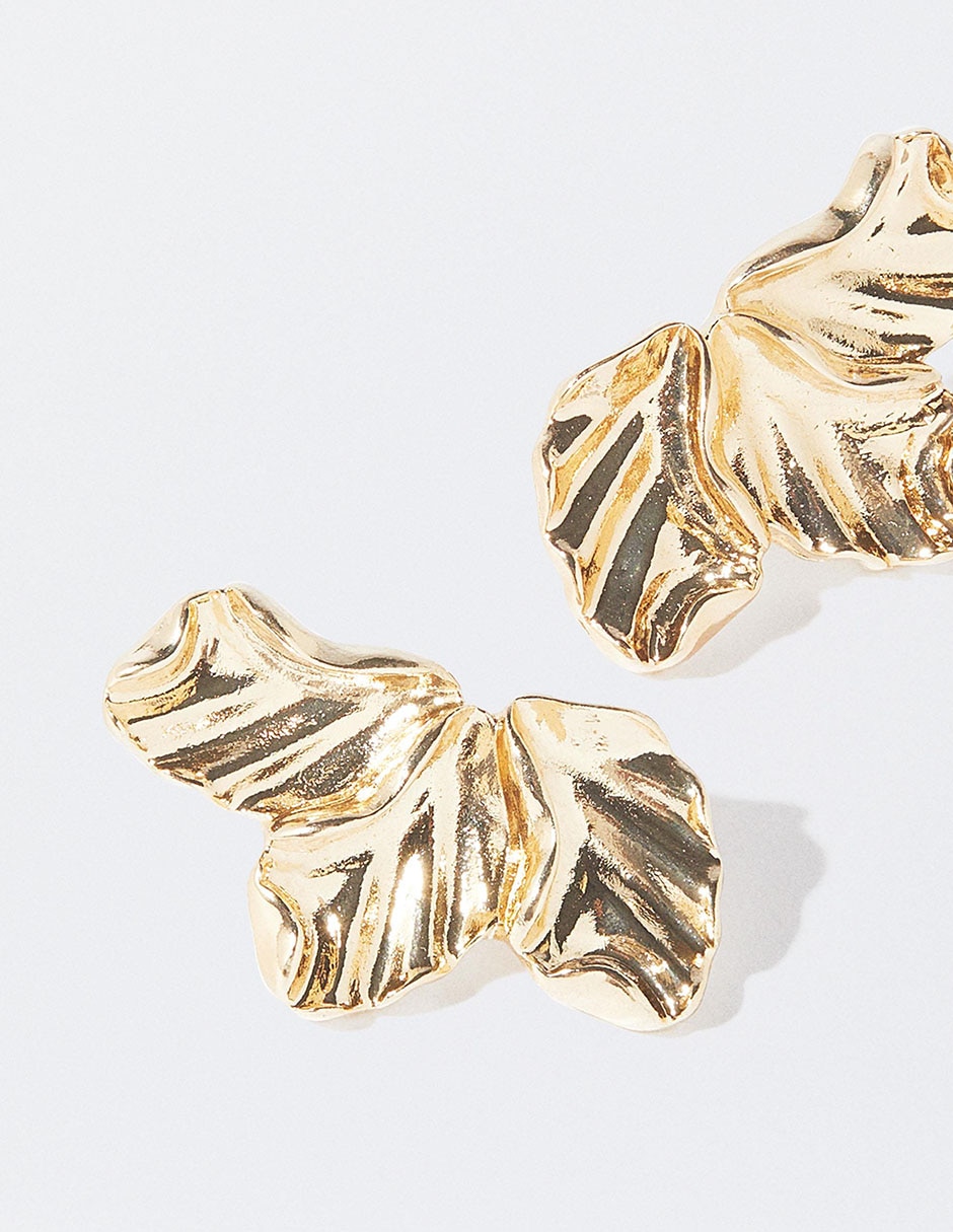 Aretes con acabado texturizado 2