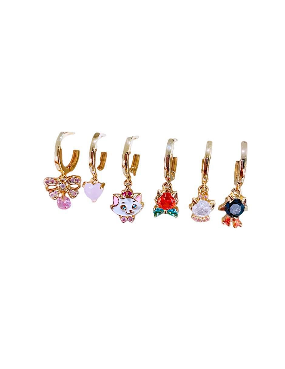 Set de aretes Marie los aristogatos con acabado pulido zirconia cúbica