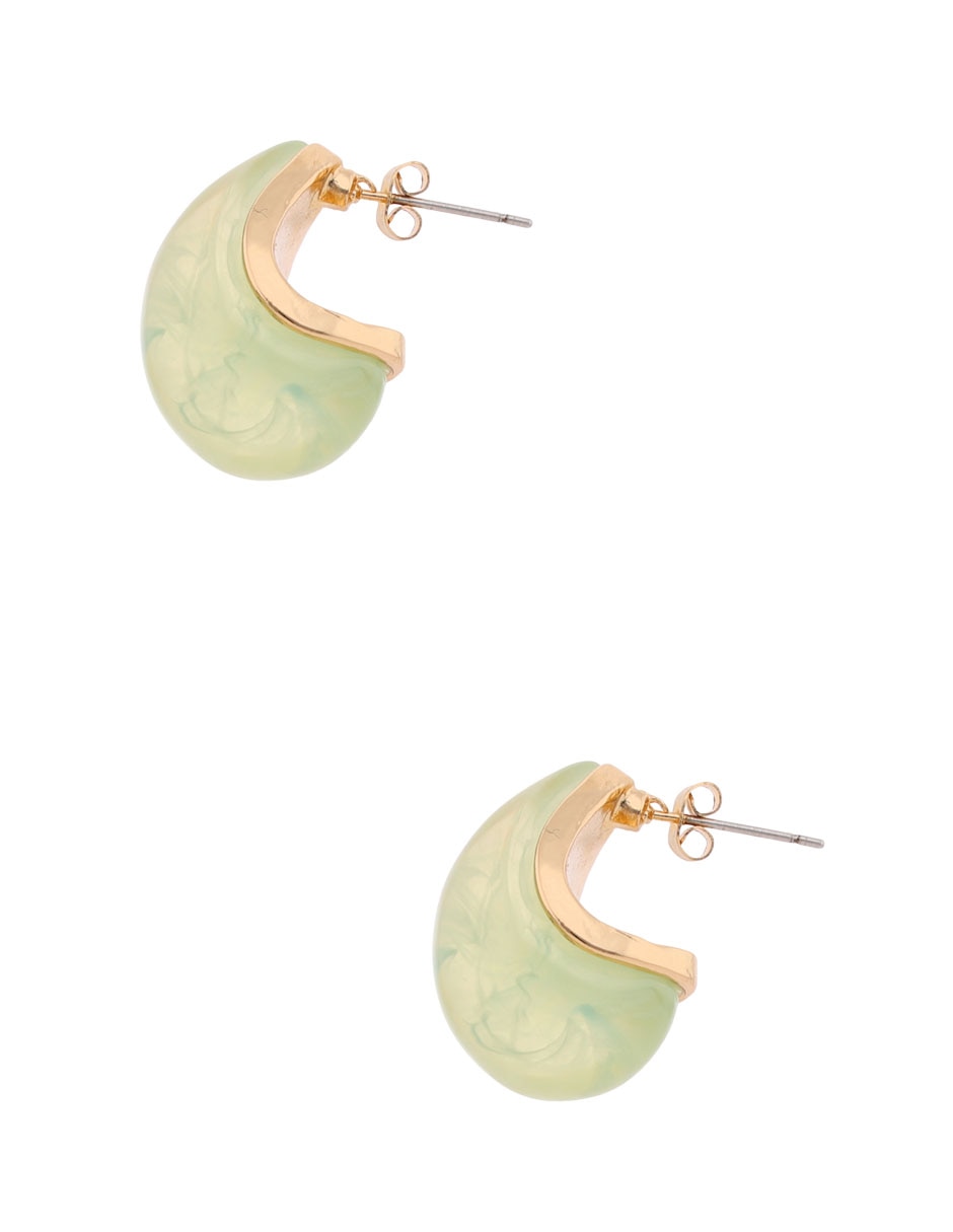 Aretes cortos con acabado liso 3