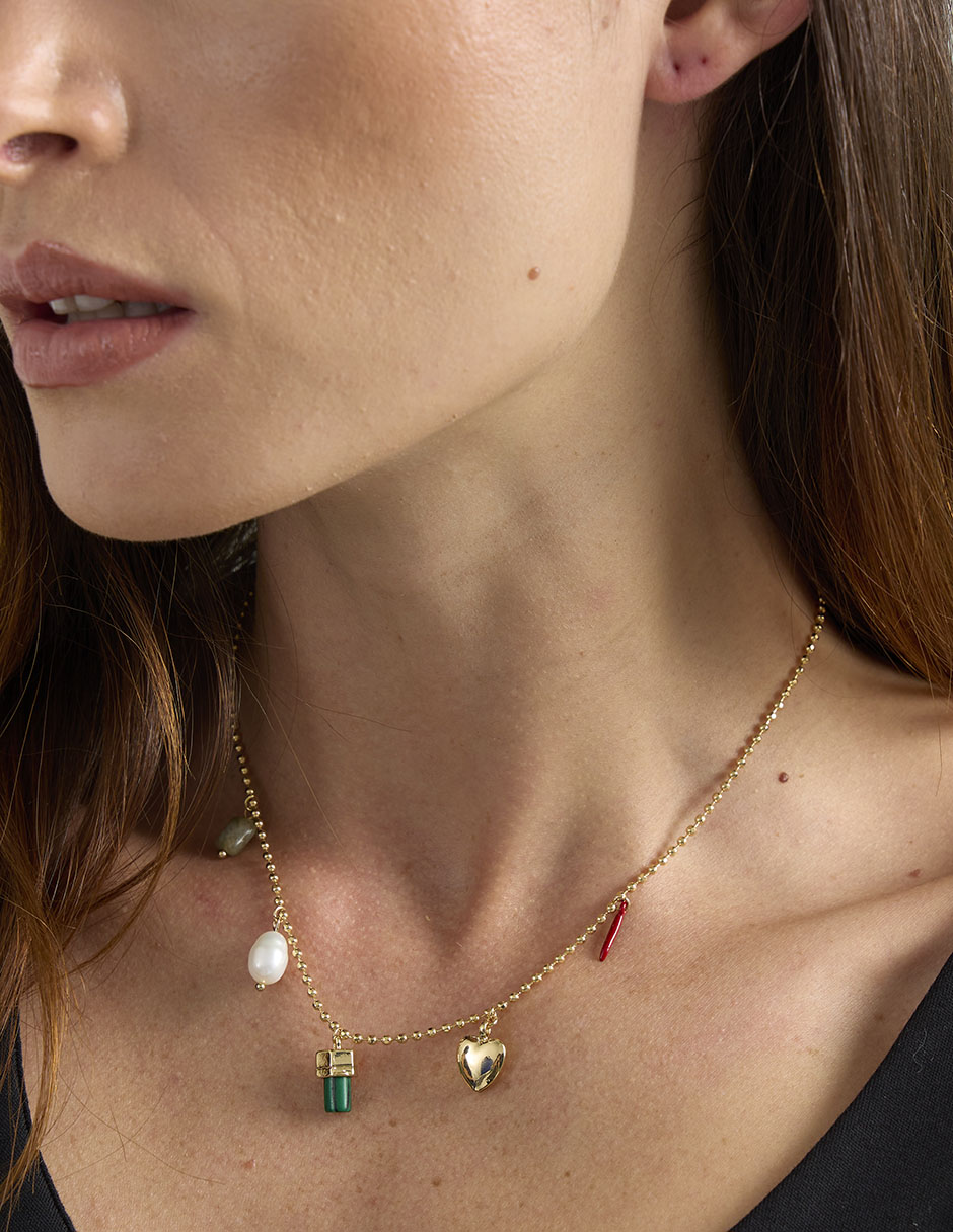 Collar con dije 3