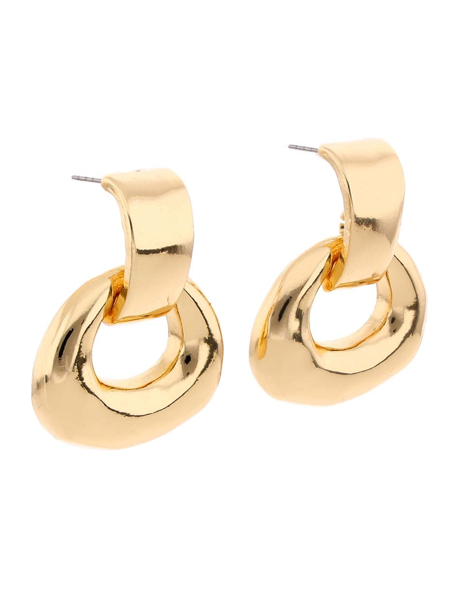 Aretes largos con acabado brillante 2