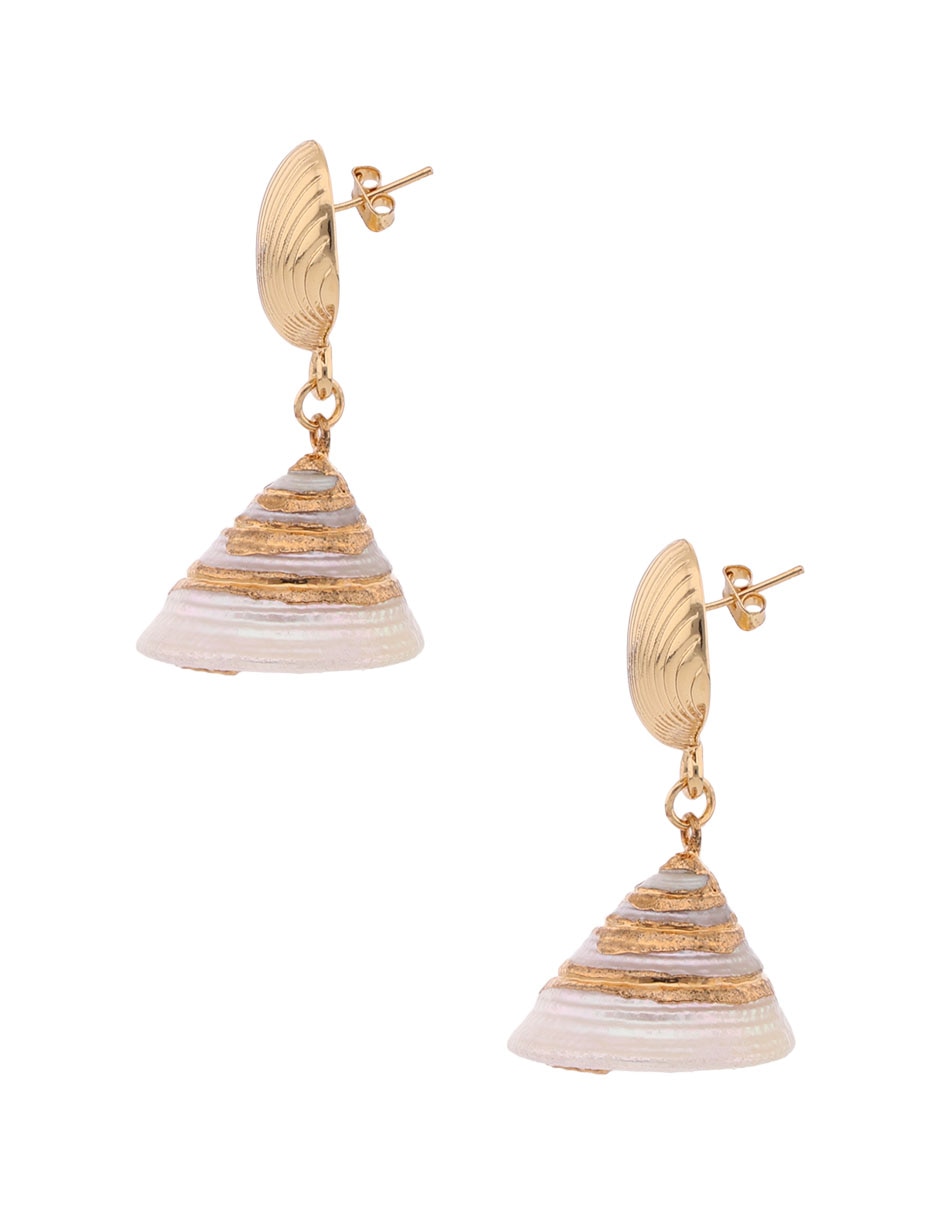 Aretes largos con acabado brillante 3