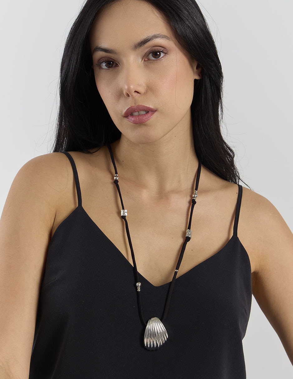Collar de concha 3