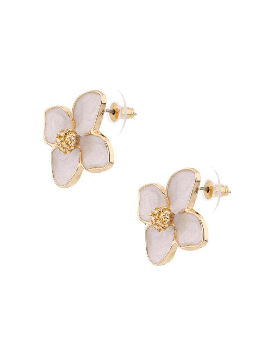 Aretes cortos de flor con acabado brillante 2